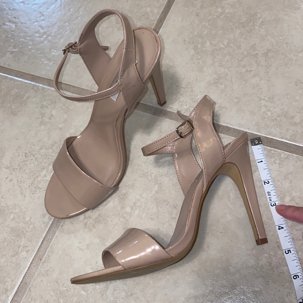Steven madden nude heels